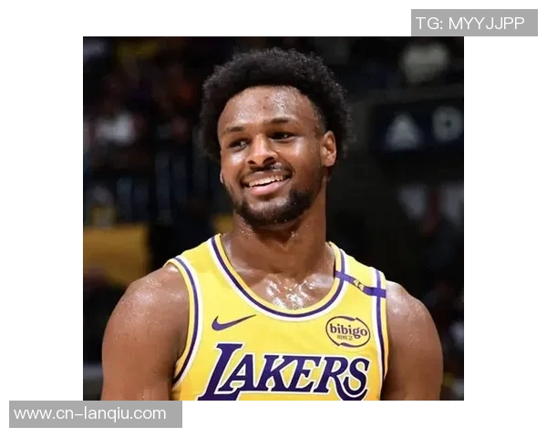 夸梅直言布朗尼一年无进步威少积极跑动更具价值 夸梅直言布朗尼一年无进步威少积极跑动更具价值